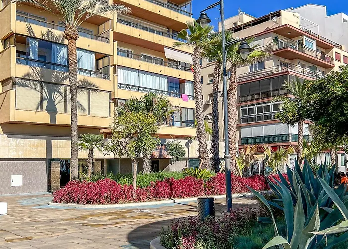 Hanami Avenida De Espana エステポナ