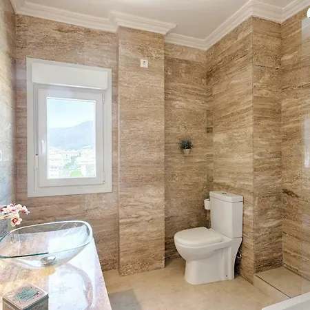 Hanami Avenida De Espana Εστεπόνα